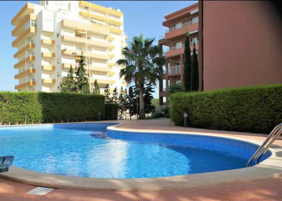 Beach & Sea Apt, Fast Wifi, Airco, Private Parking And Pool Portimao Luaran gambar